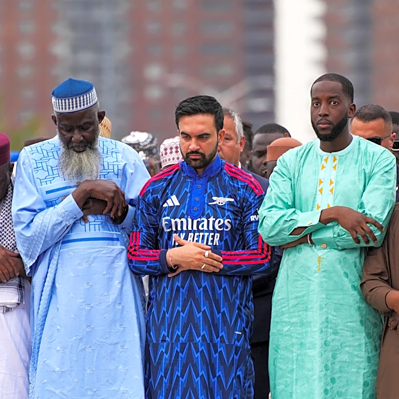 Zohran Mamdani rocks Arsenal thobe for Eid celebration in New York