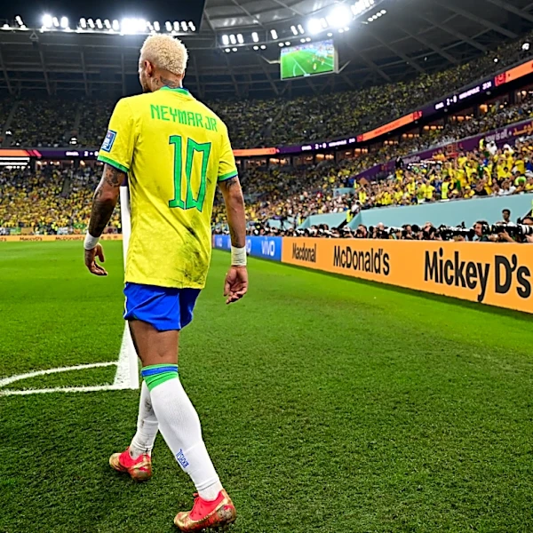 Neymar in danger of missing Brazil's World Cup opener with calf injury