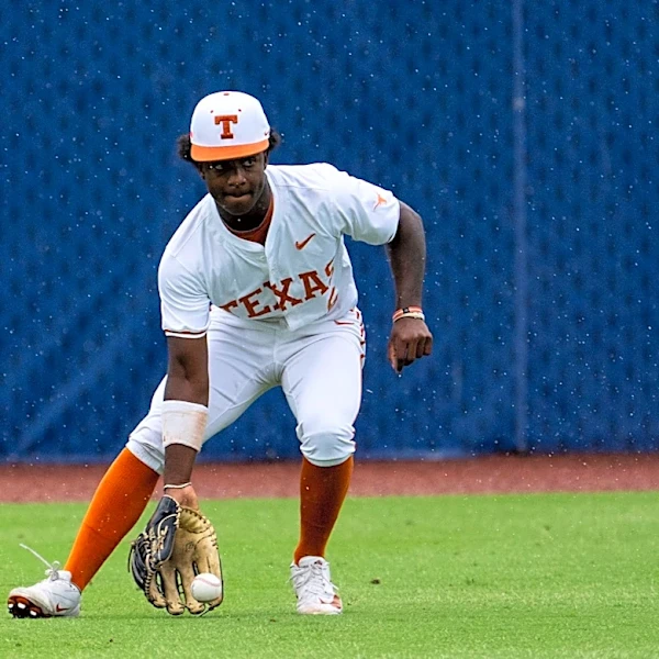 Texas freshman Anthony Pack Jr. makes history with 3 HRs in NCAA baseball tournament