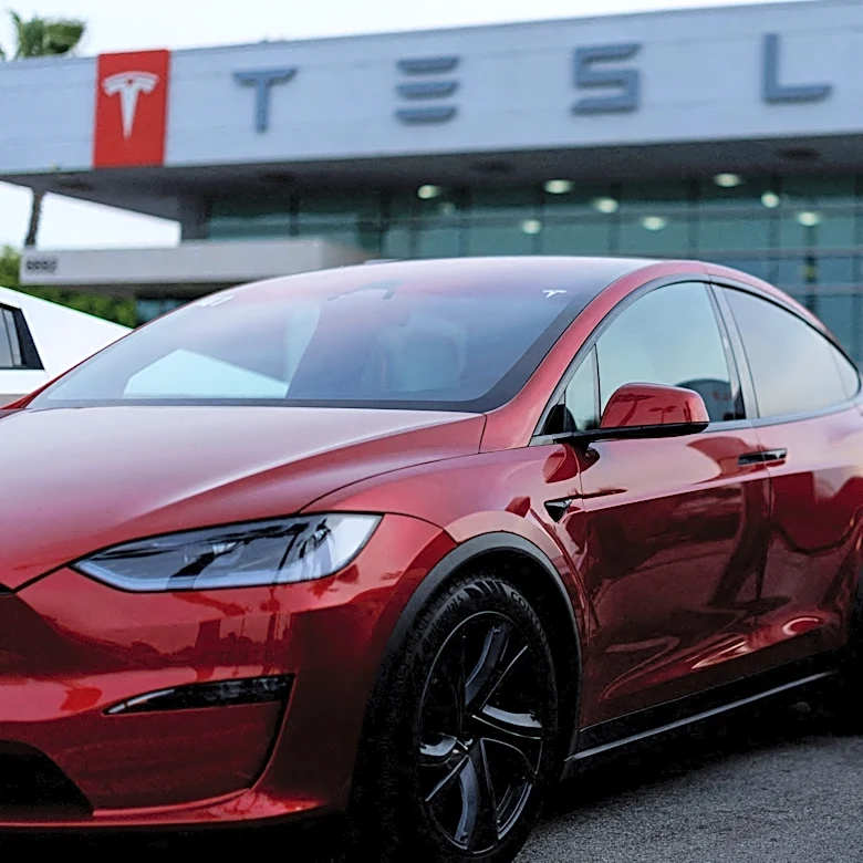 Driver, 87, dies after Tesla on Autopilot mode crashes into pond