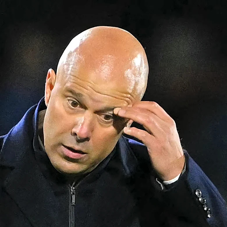 Liverpool fires Arne Slot, with Andoni Iraola reportedly waiting in the wings