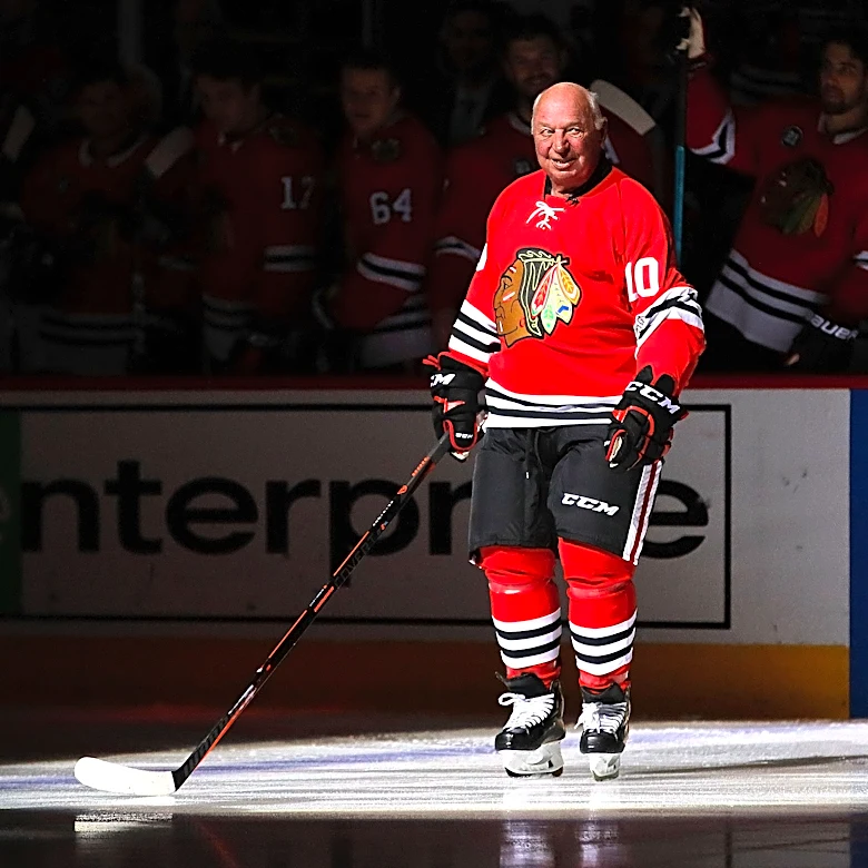 Former Blackhawks player Dennis Hull, brother of Bobby Hull, dies at 81