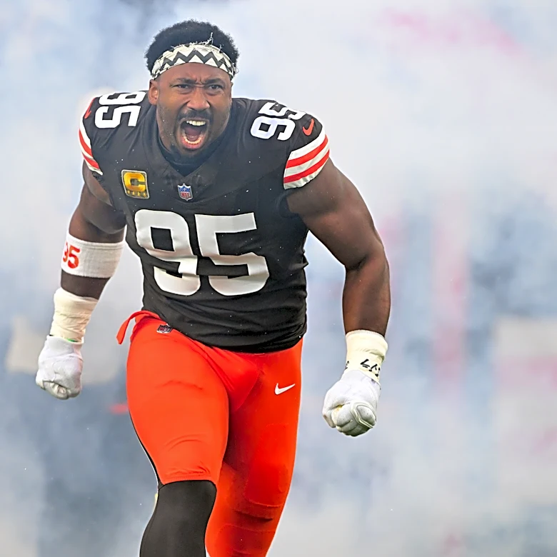 Rams land Myles Garrett in stunning trade with Browns: Live updates