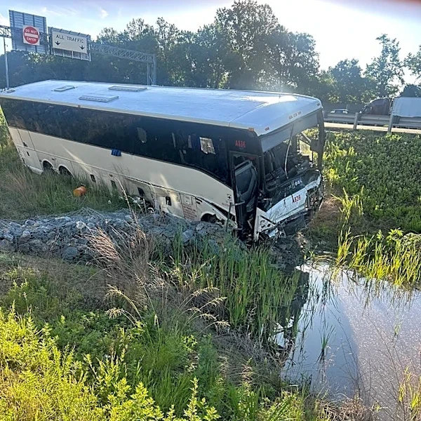 Bus driver in Virginia crash faces additional manslaughter charges