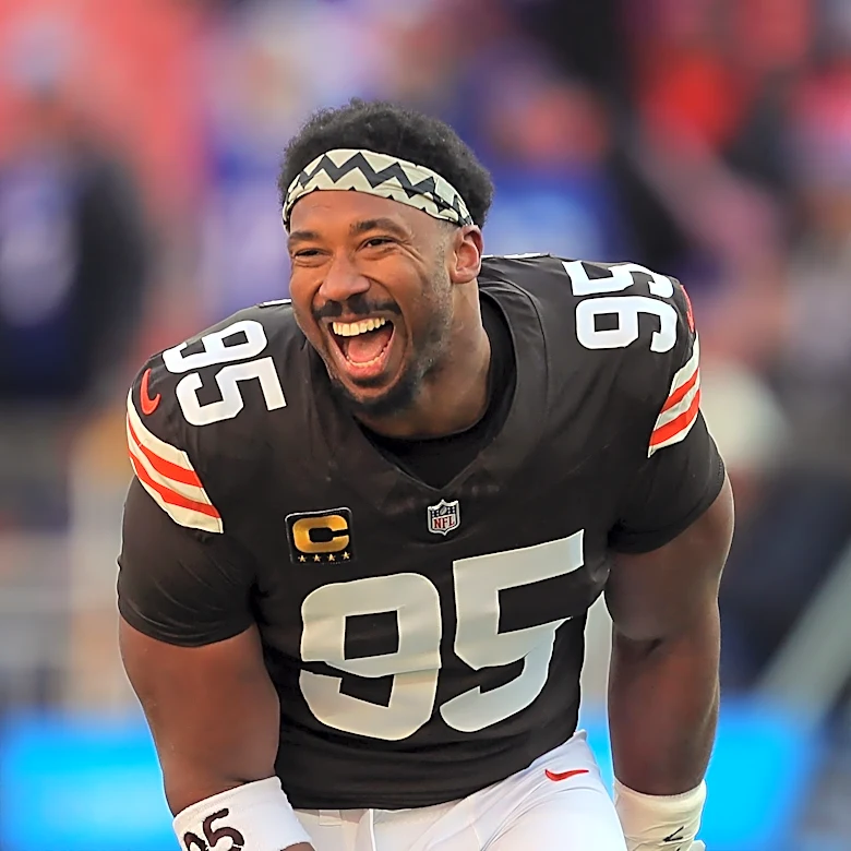 Trade Myles Garrett? The Cleveland Browns are nuts. And suckers | Opinion
