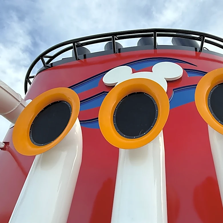 Too much? Disney sets news limit on door decorations, wine on cruises