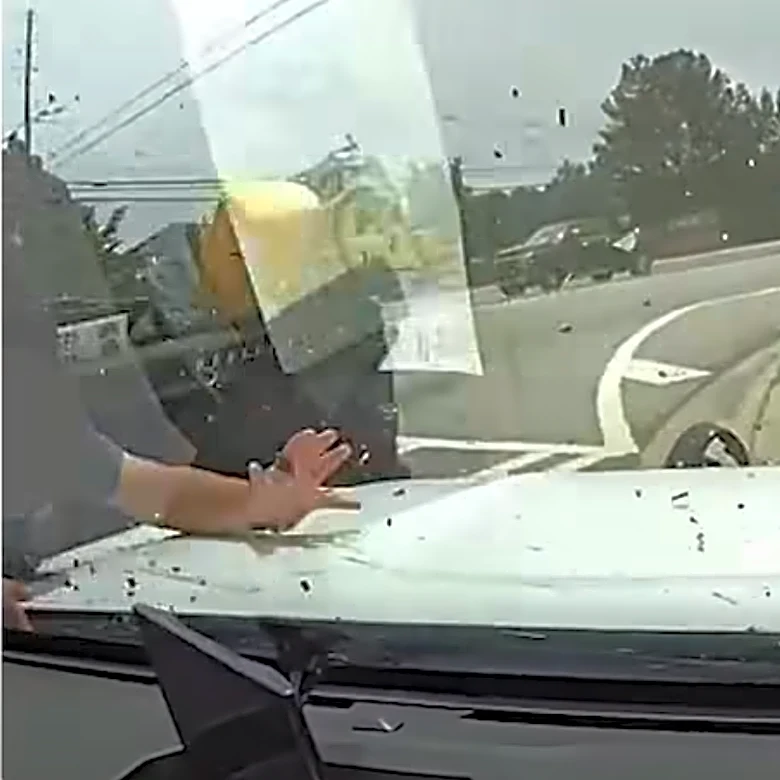 Dashcam captures terrifying moment child thrown from car in GA crash