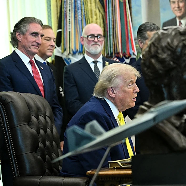 President announces plan to build 'Trump Promenade' on Lincoln Memorial
