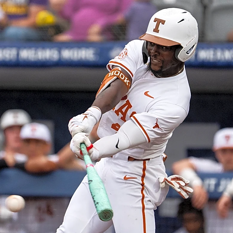 Texas vs Oregon baseball live updates: Time, TV for Austin Super Regional