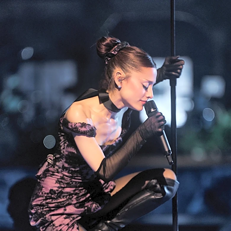 Ariana Grande's return tour is a glamorous, emotional homecoming