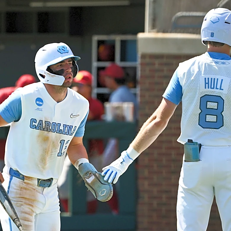 Watch: Owen Hull walks off USC to send North Carolina to College World Series