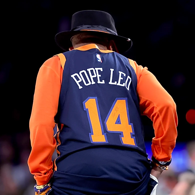 Spike Lee calls in heavenly help for Knicks NBA Finals run with Pope jersey