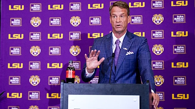 Lane Kiffin battles being villain. He's plotting LSU hero move