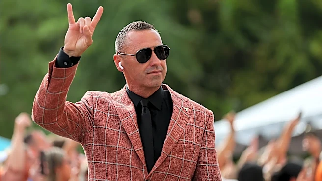 Texas Longhorns stay hot on recruiting trail, land 4-star DL Kasi Currie