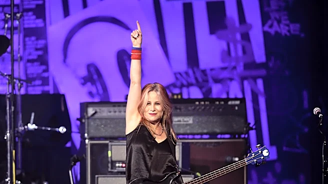 L7 bassist Jennifer Finch diagnosed with aggressive brain cancer