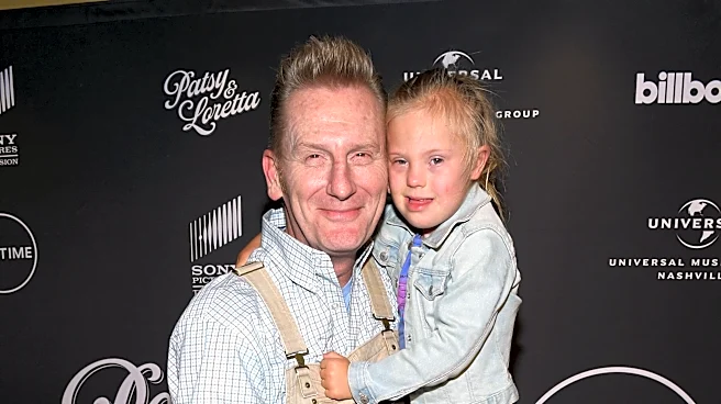 Country musician Rory Feek says daughter was airlifted to hospital as kids slam post