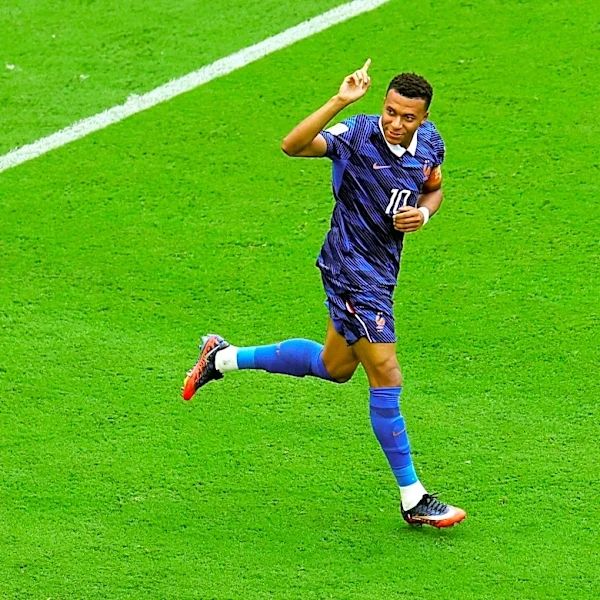Kylian Mbappé scores gnarly 21st career World Cup goal, ties Lionel Messi record