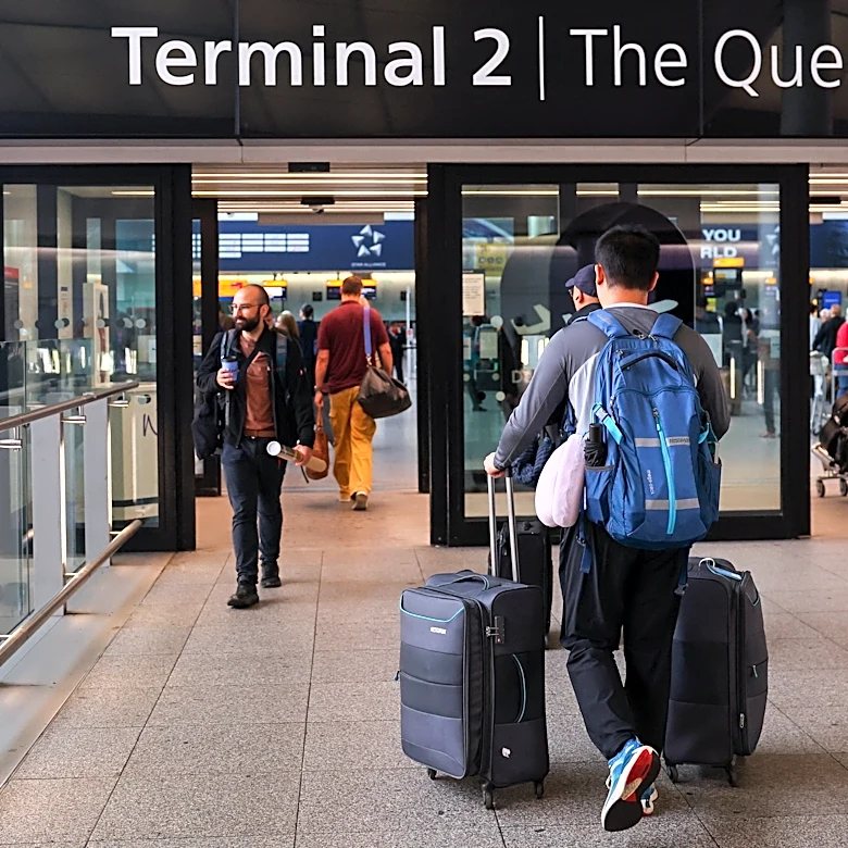 These travel disasters taught 15 travelers unforgettable lessons