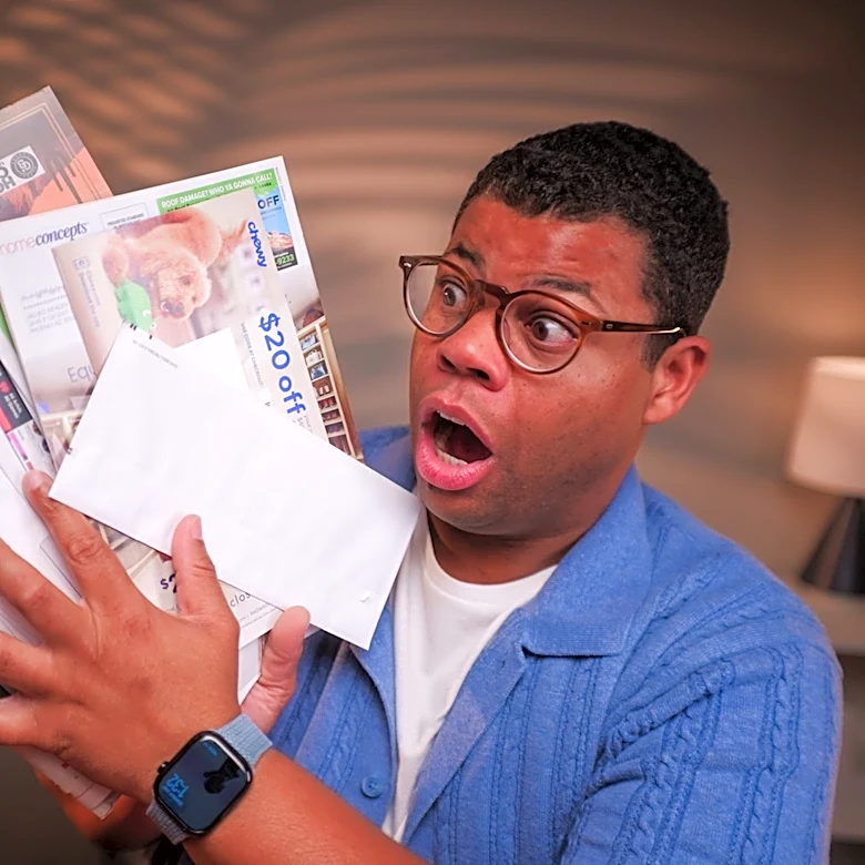 2 websites you should use to cut down on junk mail: Video