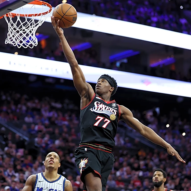VJ Edgecombe celebrates LeBron James joining 76ers with 'Can't believe this my life' meme