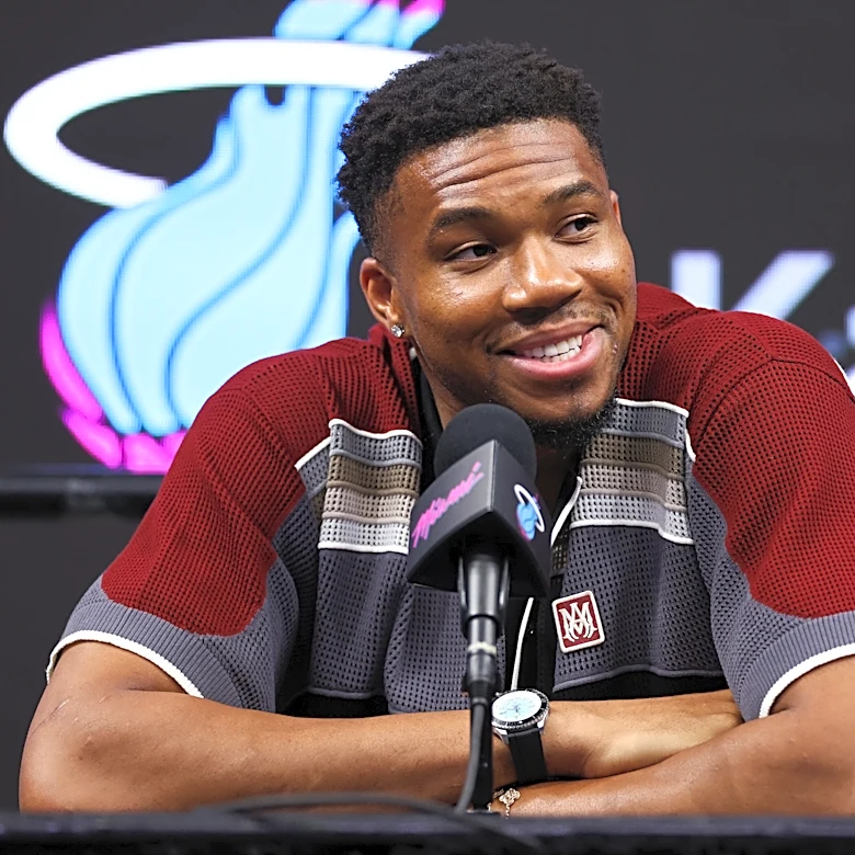 Giannis Antetokounmpo hopes to return to Milwaukee someday, 'if they would have me'