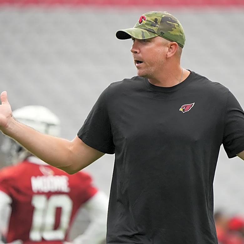 Commanders part ways with TE coach prior to start of training camp