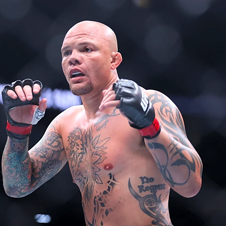 Former UFC fighter Anthony Smith arrested on felony charges in Nebraska