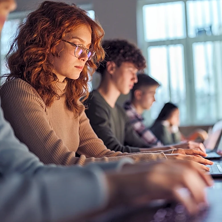 College instructor goes viral for catching students' AI use on midterm