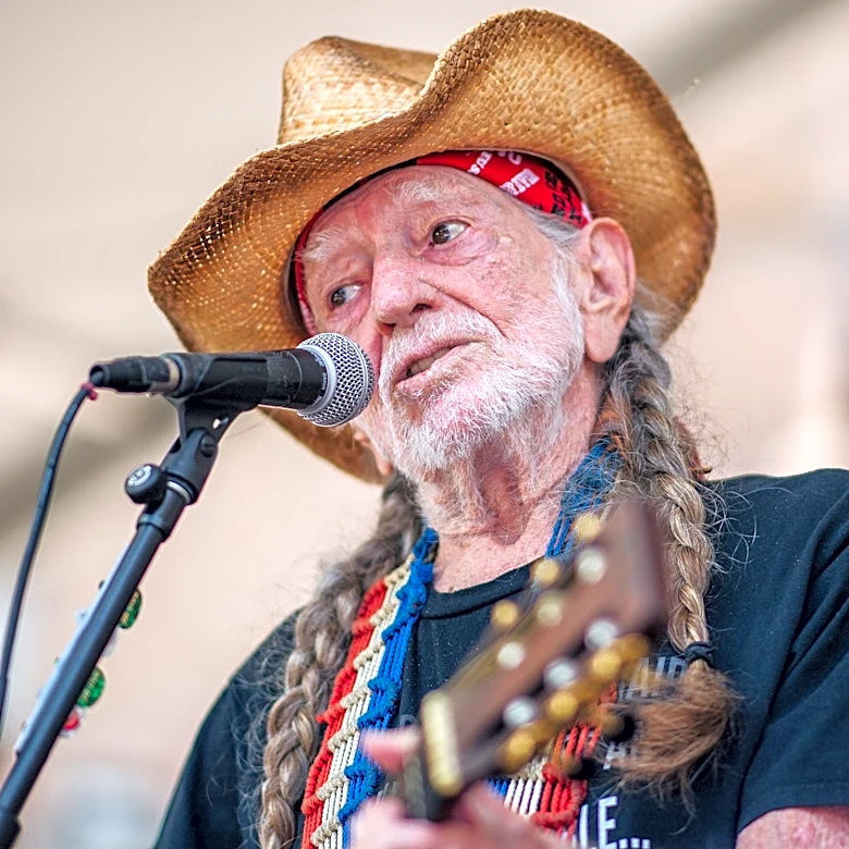 Willie Nelson blasts 'water thieving' data centers in scathing letter