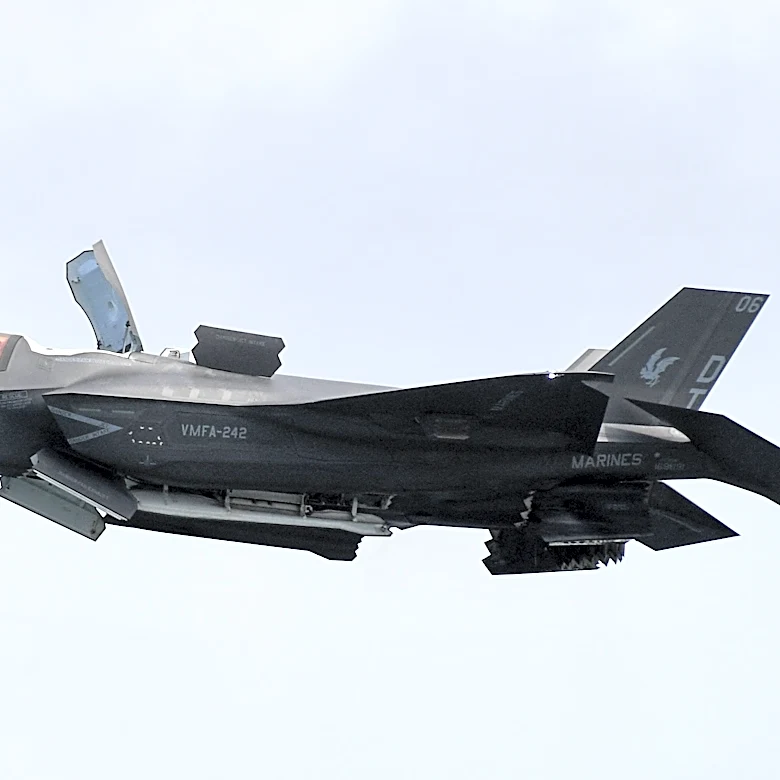 Fighter jet crashes at Marine Corps air base near San Diego