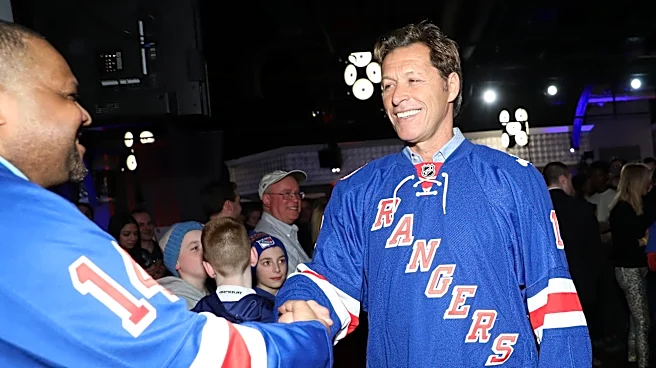 Ex-NHL star Ron Duguay leaves hospital after collapse, will try new cancer drug