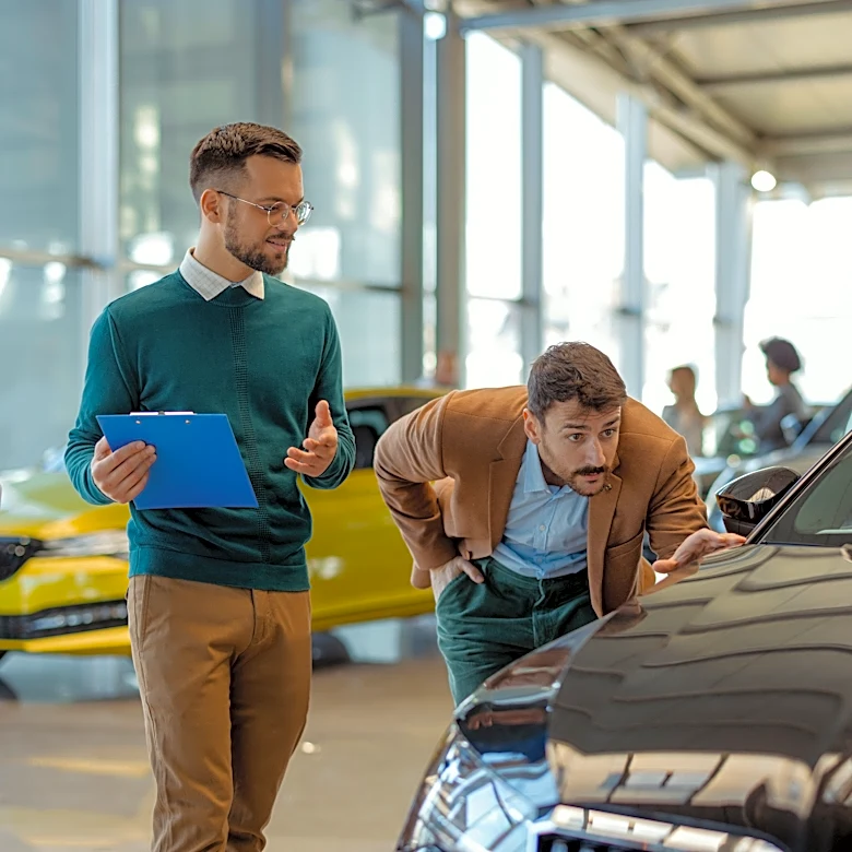American car debt is piling up. Tips to avoid being underwater