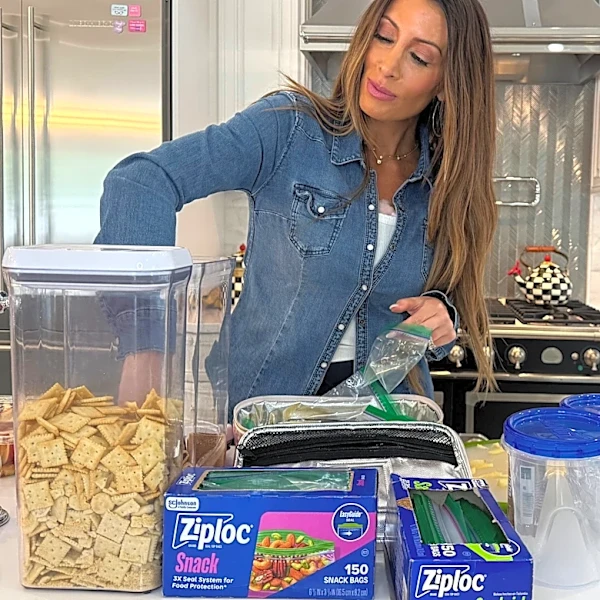 Alicia Carmody's school lunch confession every busy parent will understand