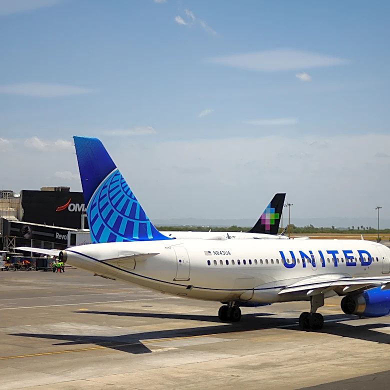 United delays launch of 10 new O'Hare routes following FAA cuts