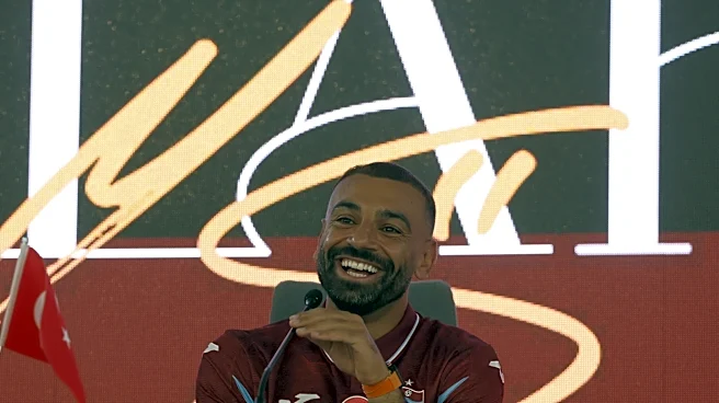 Mo Salah gets enthusiastic welcome from Trabzonspor after signing with Turkish club
