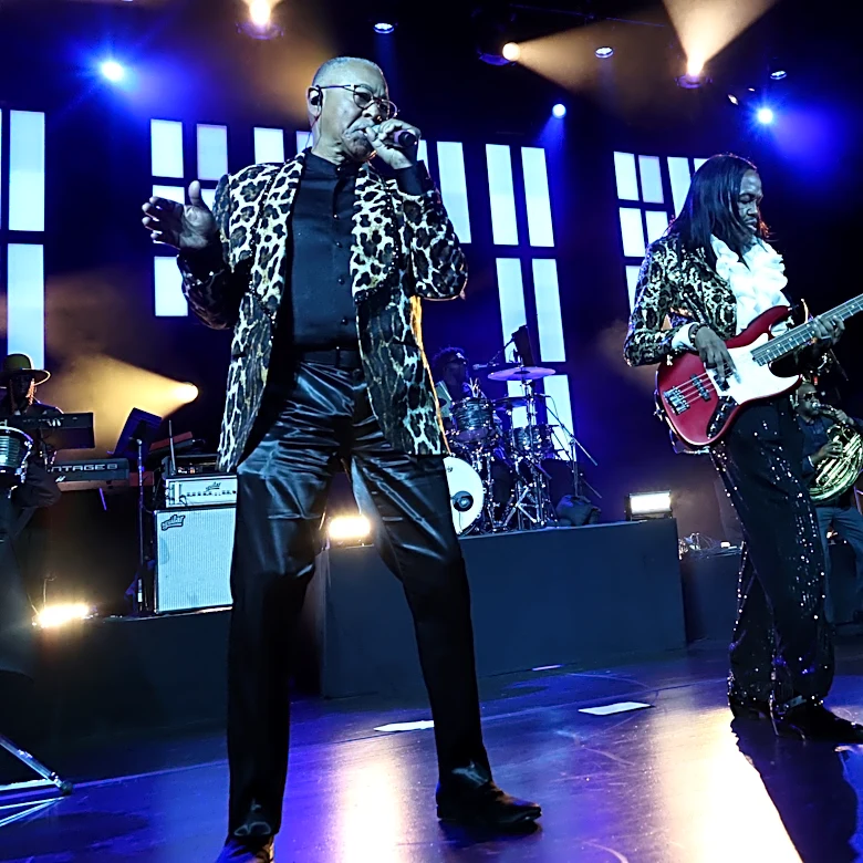 Earth, Wind & Fire member suffers 'medical emergency' minutes before concert