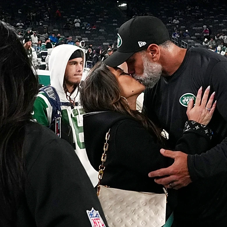 Falcons' defensive coordinator back at camp following wife's death