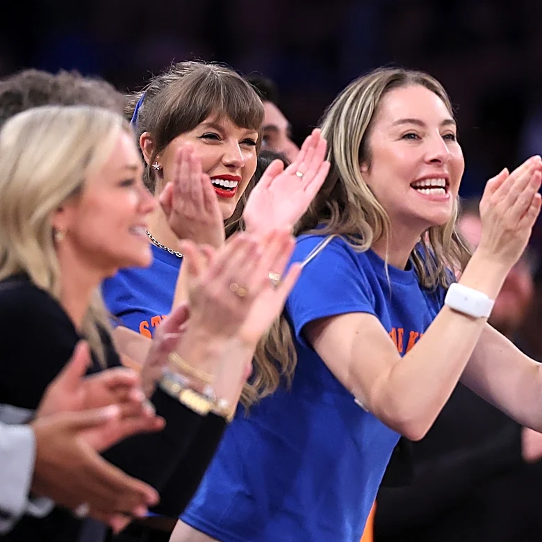 Este Haim opens up about emotional bond with 'sister' Taylor Swift
