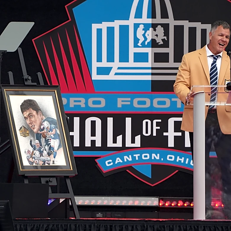 'He's going to burn every bridge': HOFers react to Adam Vinatieri's speech