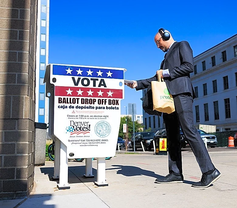 Supreme Court faces plea to block Trump mail-in ballot rules
