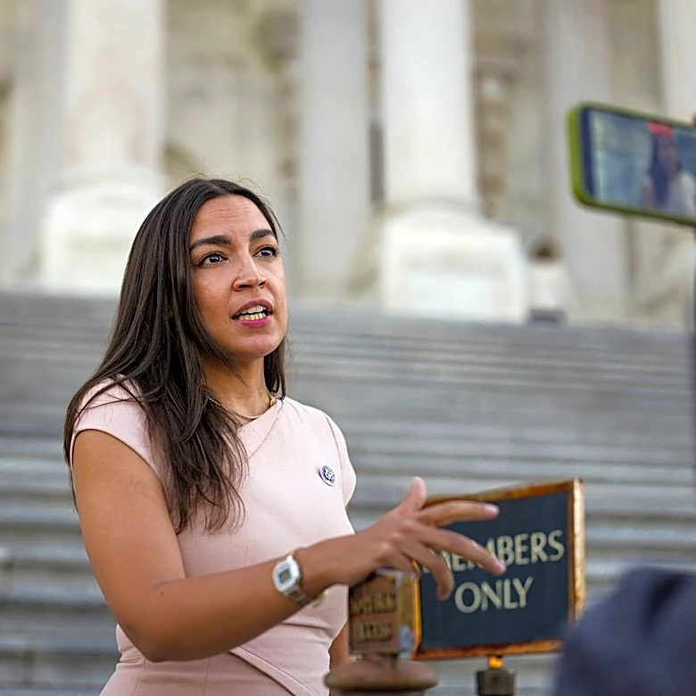 What to know on AOC freezing her eggs