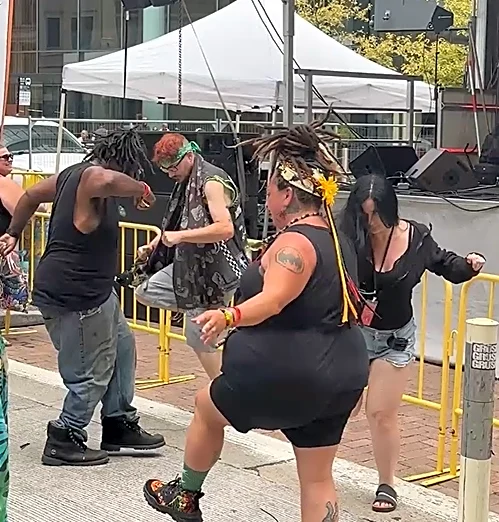 Rock, Reggae & Relief benefits Café Momentum in downtown Pittsburgh
