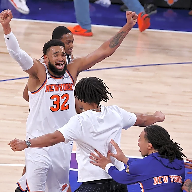 NY Knicks host Philadelphia 76ers for NBA opening night, shop tickets