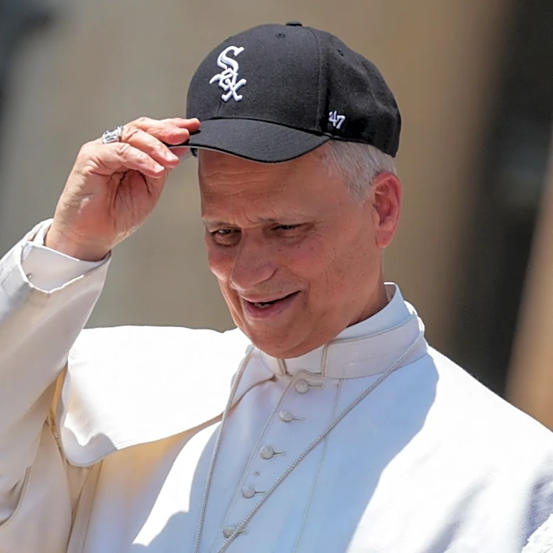 White Sox pope hat giveaway is tribute to world's most famous Chicago fan