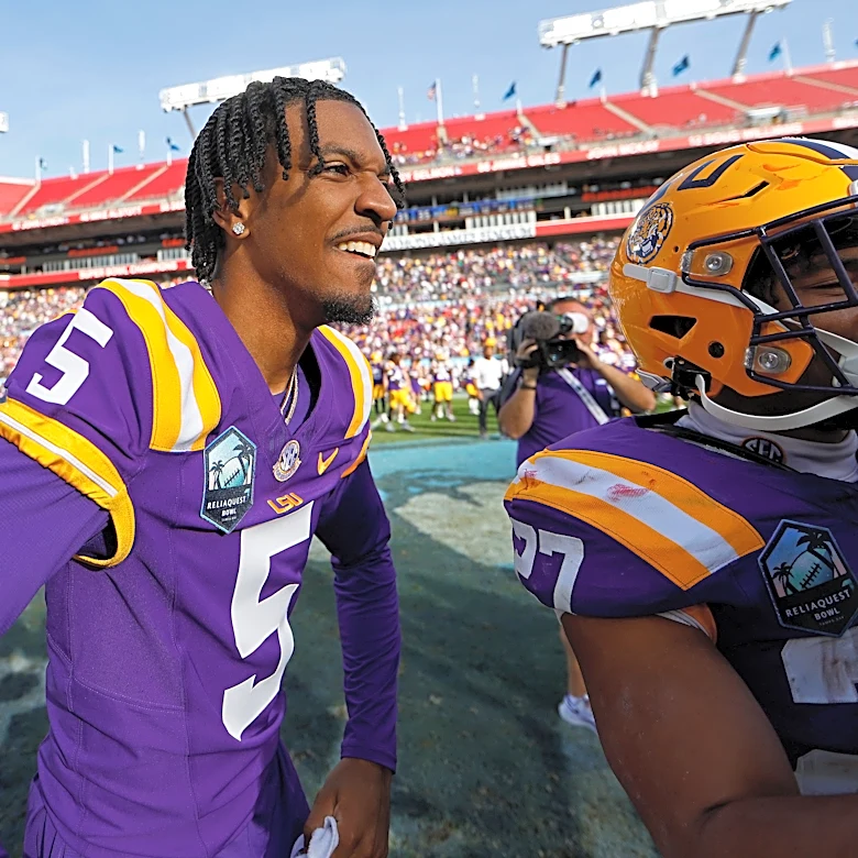 'This is so weak.' Jayden Daniels' cease-and-desist letter to LSU draws plenty of reaction