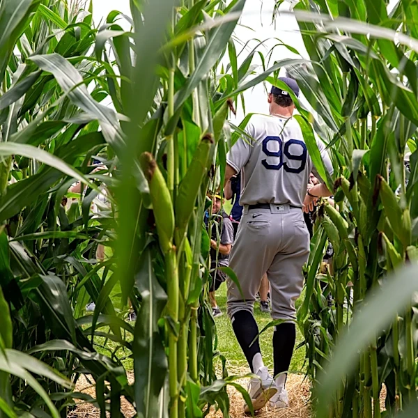 Field of Dreams Game LIVE: Phillies vs Twins time, stadium and where to watch
