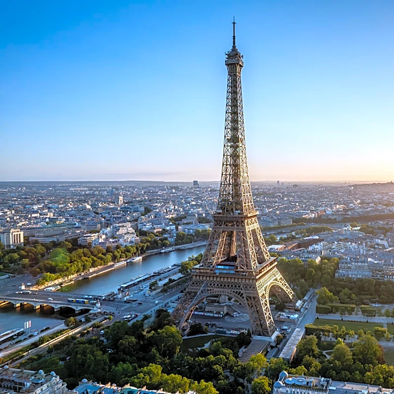 Texas gets first nonstop Europe flight as Delta adds Paris route