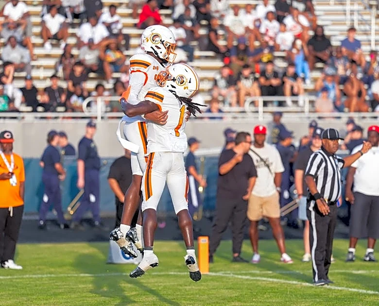 Carol City (FL) football vs West Boca final score: Chiefs survive preseason thriller