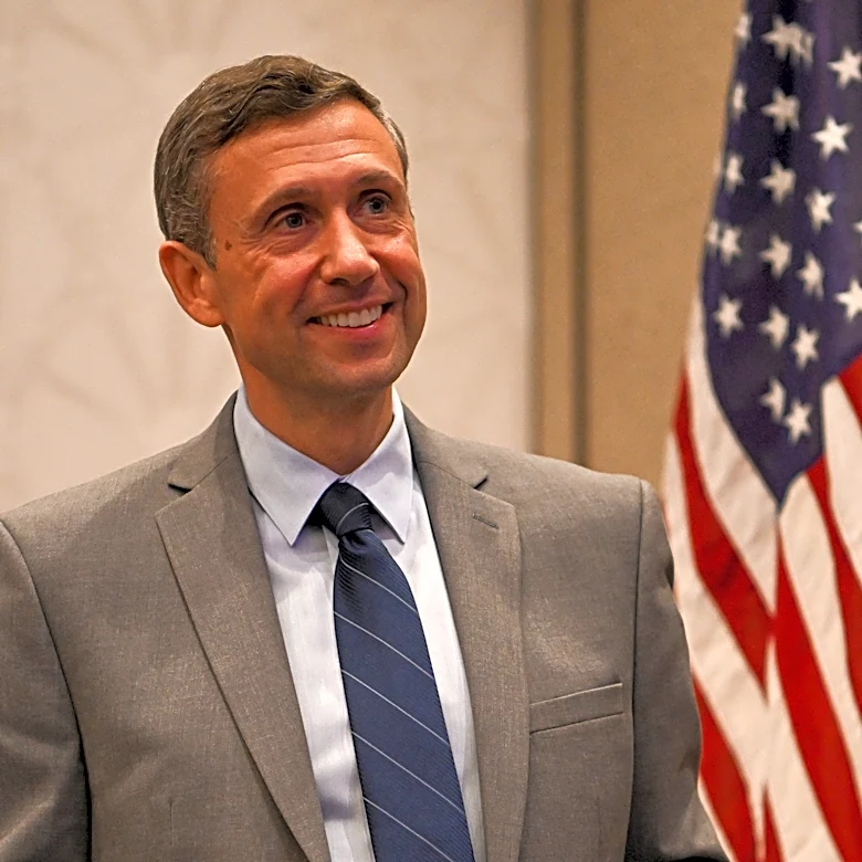 Democrats approve 2028 early voting plan, demoting NH and IA