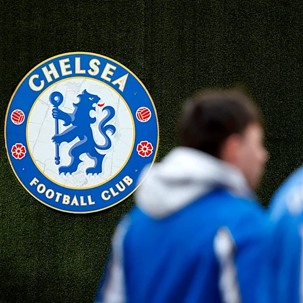 Mark Walter in talks to sell Chelsea FC stake days after Lakers sale